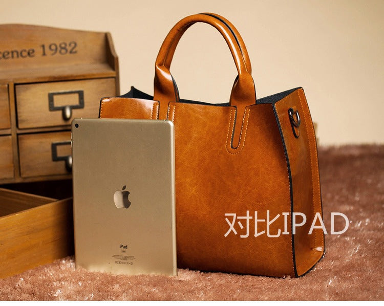2025 New Women's Bag Women's Tote Bag Simple Large Leather Bag Versatile Shoulder Crossbody Bag Large Capacity Handbag