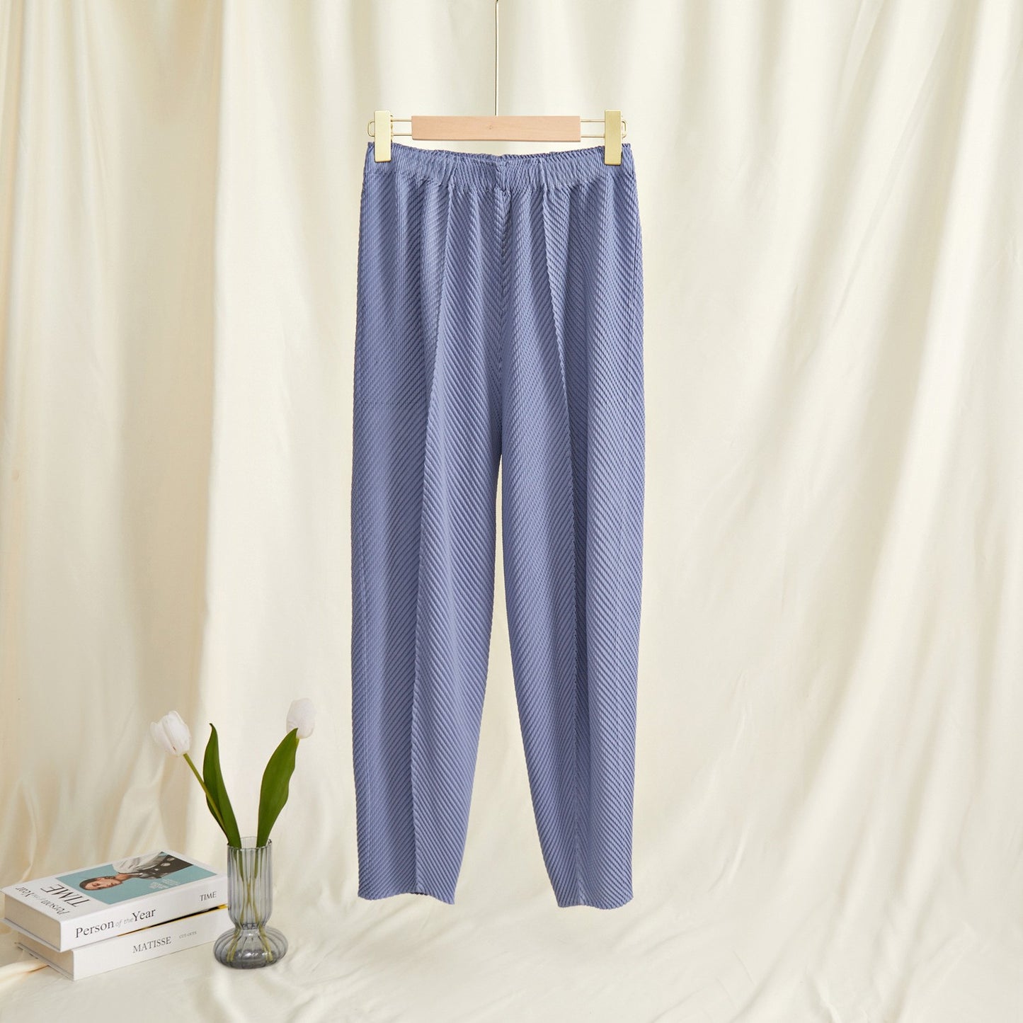 Textured Pleated Pants Women's Casual Pants Versatile Slimming Look Miyake New High-Waisted Straight Pants Narrow Version Women's Harem Pants