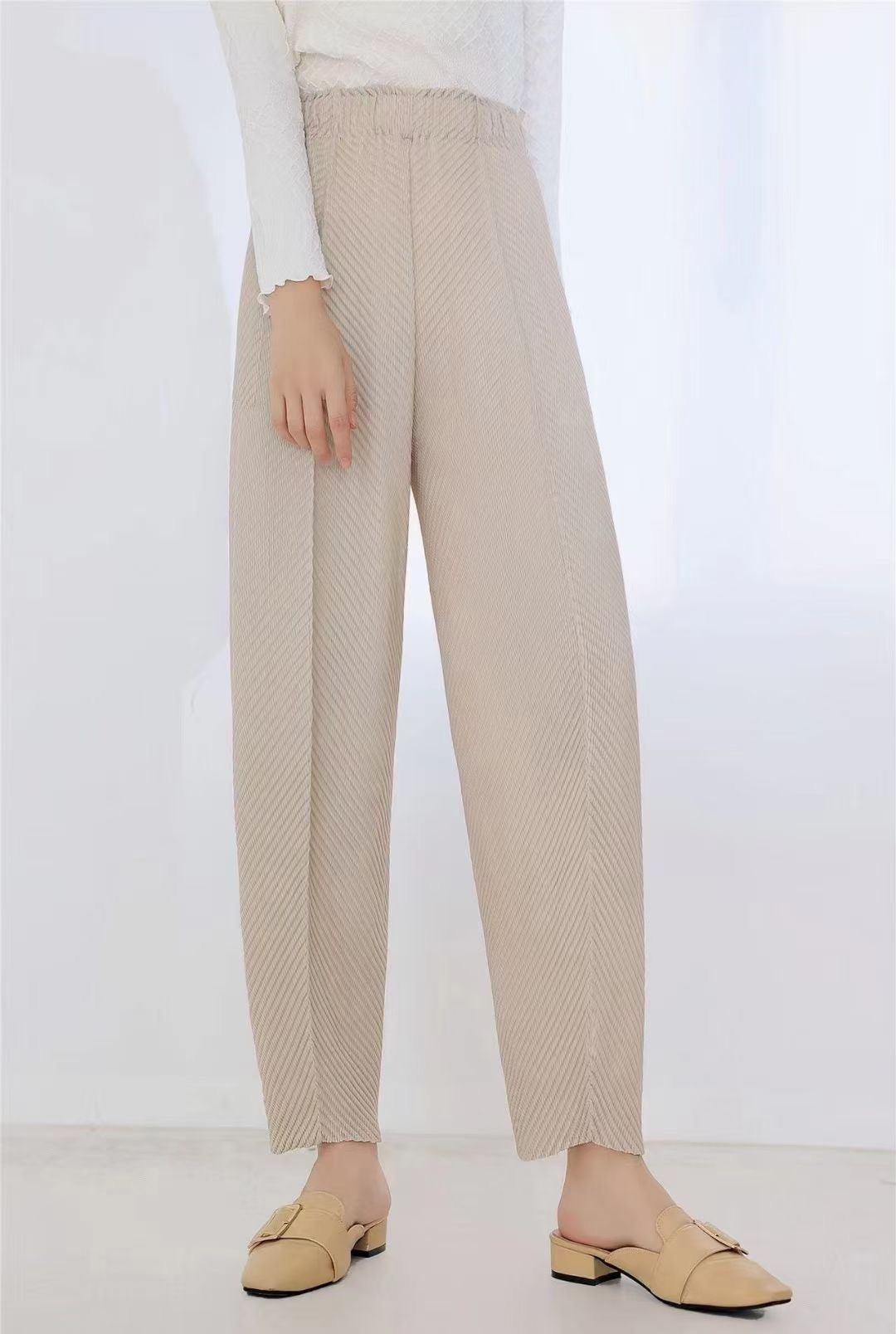 Textured Pleated Pants Women's Casual Pants Versatile Slimming Look Miyake New High-Waisted Straight Pants Narrow Version Women's Harem Pants