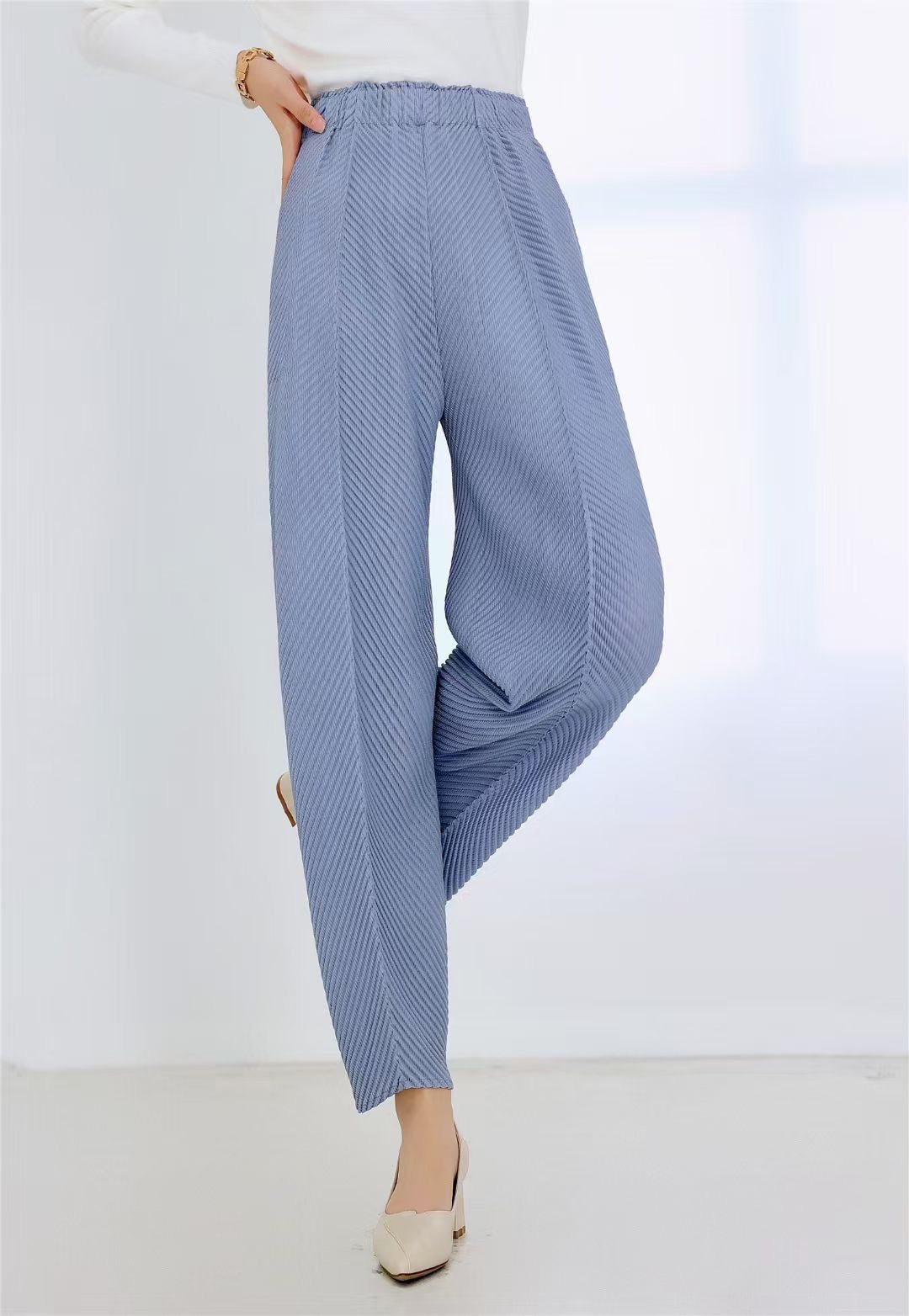 Textured Pleated Pants Women's Casual Pants Versatile Slimming Look Miyake New High-Waisted Straight Pants Narrow Version Women's Harem Pants
