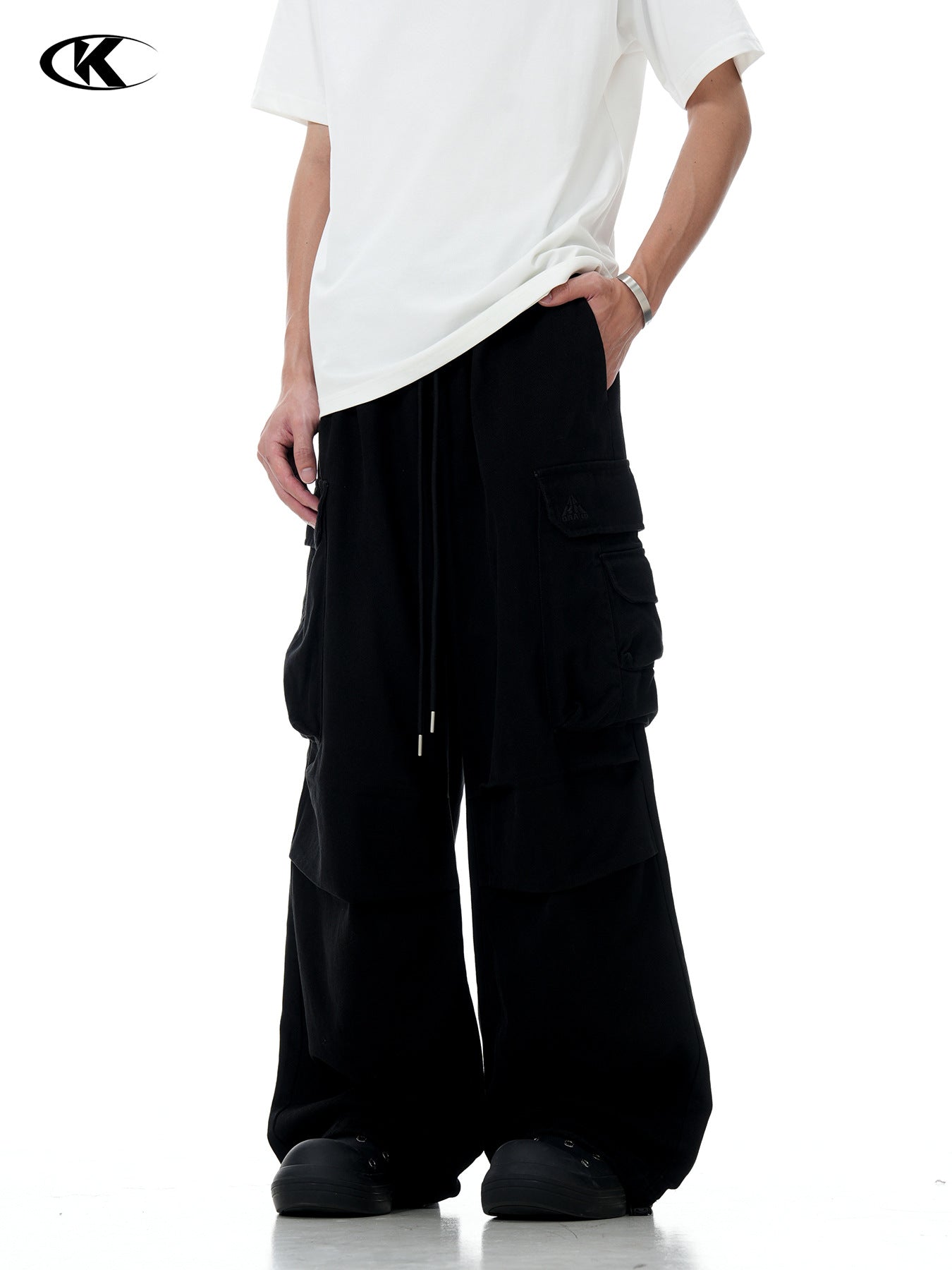 11Kn American Paratrooper Cargo Pants for Men and Women, Retro Draped, Multi-Flap Pocket Pants Drawstring, Wide Legs, Slim Straight Casual Pants