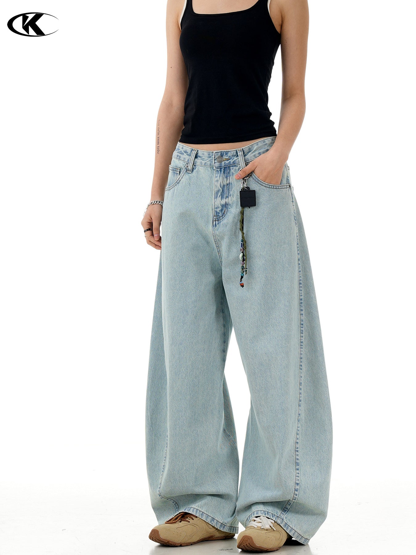 11Kn American Retro Ice Blue Scimitar Jeans for Men and Women, Distressed Washed Slimming Look Simple Wide-Leg Stacked Pants