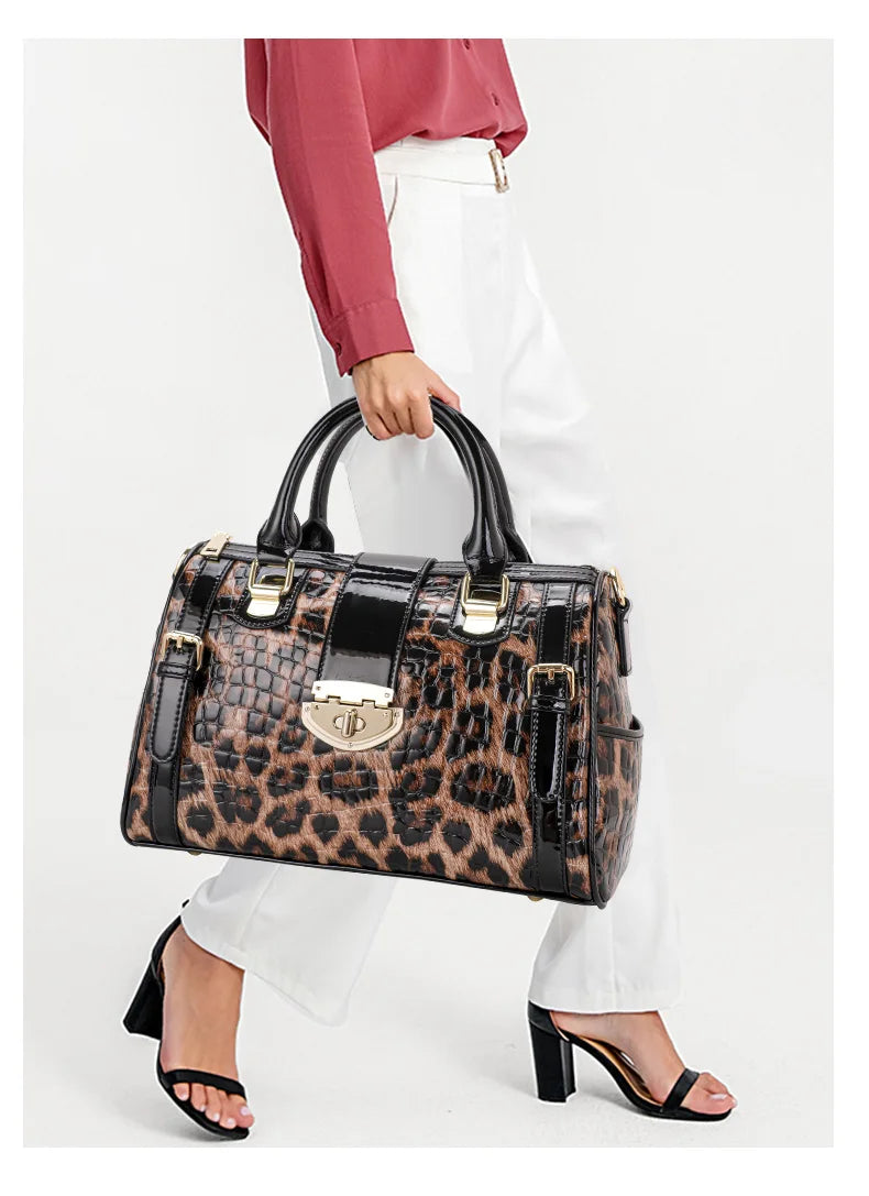 Leopard Print Women's Handbag New 2026 Fashionable and Elegant Ladies Bag Cow Leather Shoulder Bag Large Capacity Genuine