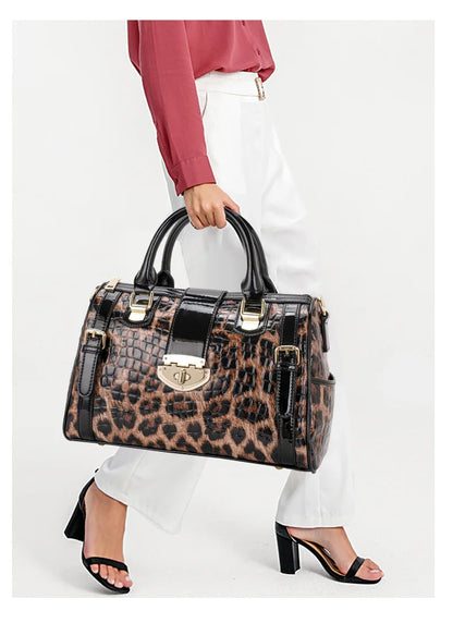 Leopard Print Women's Handbag New 2026 Fashionable and Elegant Ladies Bag Cow Leather Shoulder Bag Large Capacity Genuine