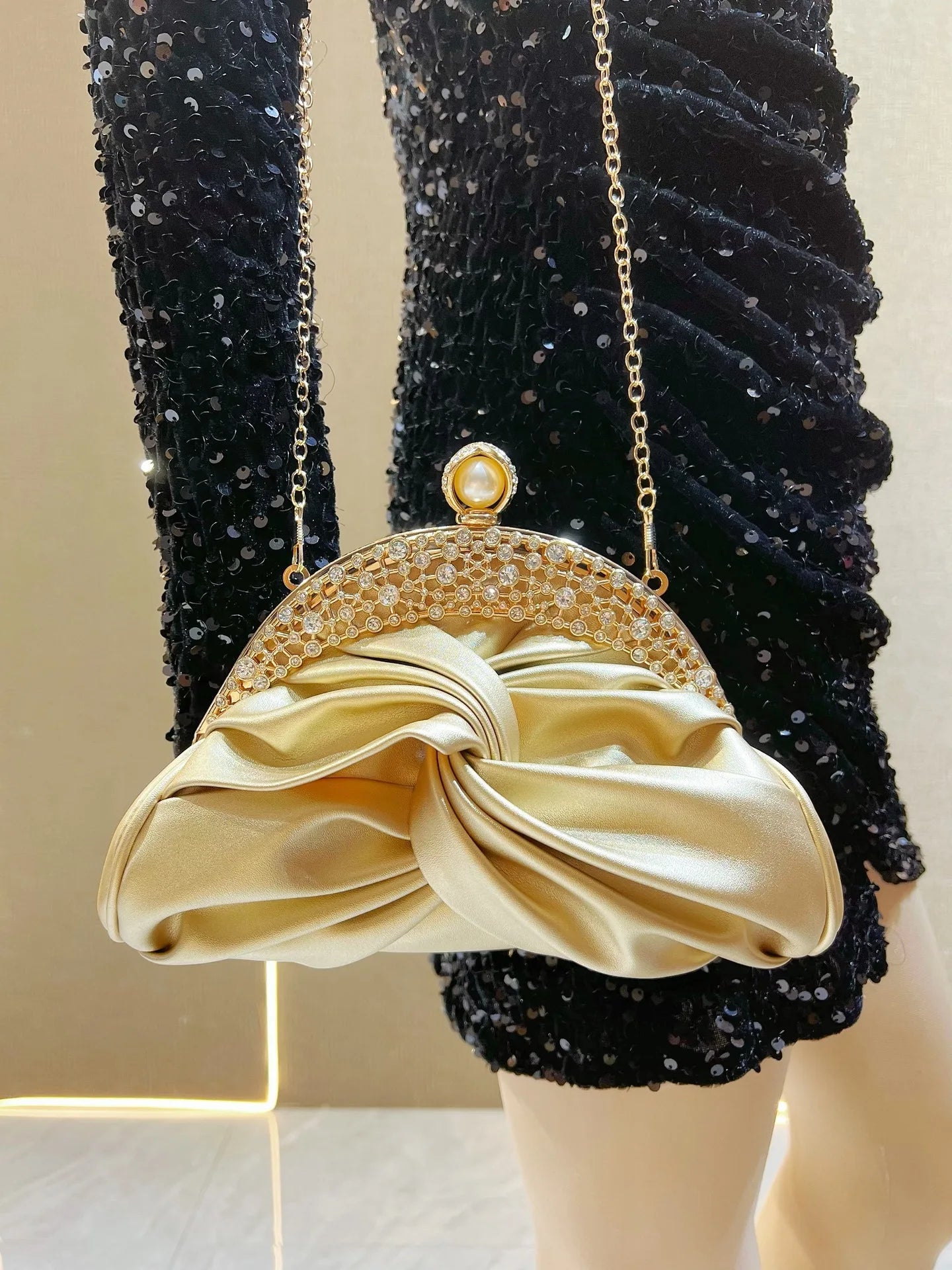Fashion Women Luxurious Chain Shoulder Bags Red Wedding Party Bags Female Chic Crossbody Bags Prom Clutch Handbags And Purse