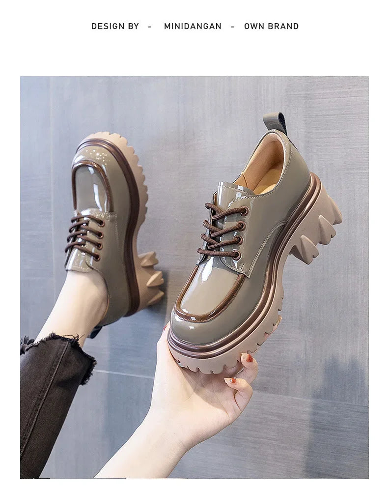 Fashionable Thick Soled High Rise Loafers with Thick Heels Shoes for Women 2024 Autumn Winter New Lace-up Women's Boot