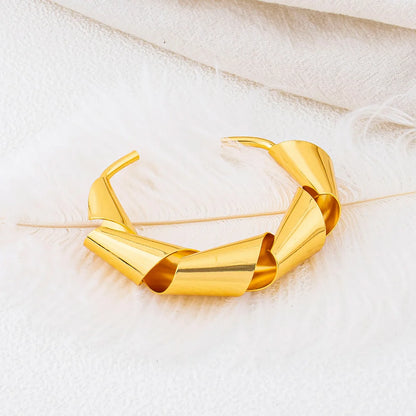 Luxury Gold Plated Dubai Jewelry Set For Women African Copper Twist Bold Design Earrings Necklace Bracelet Quality Jewelry Gift