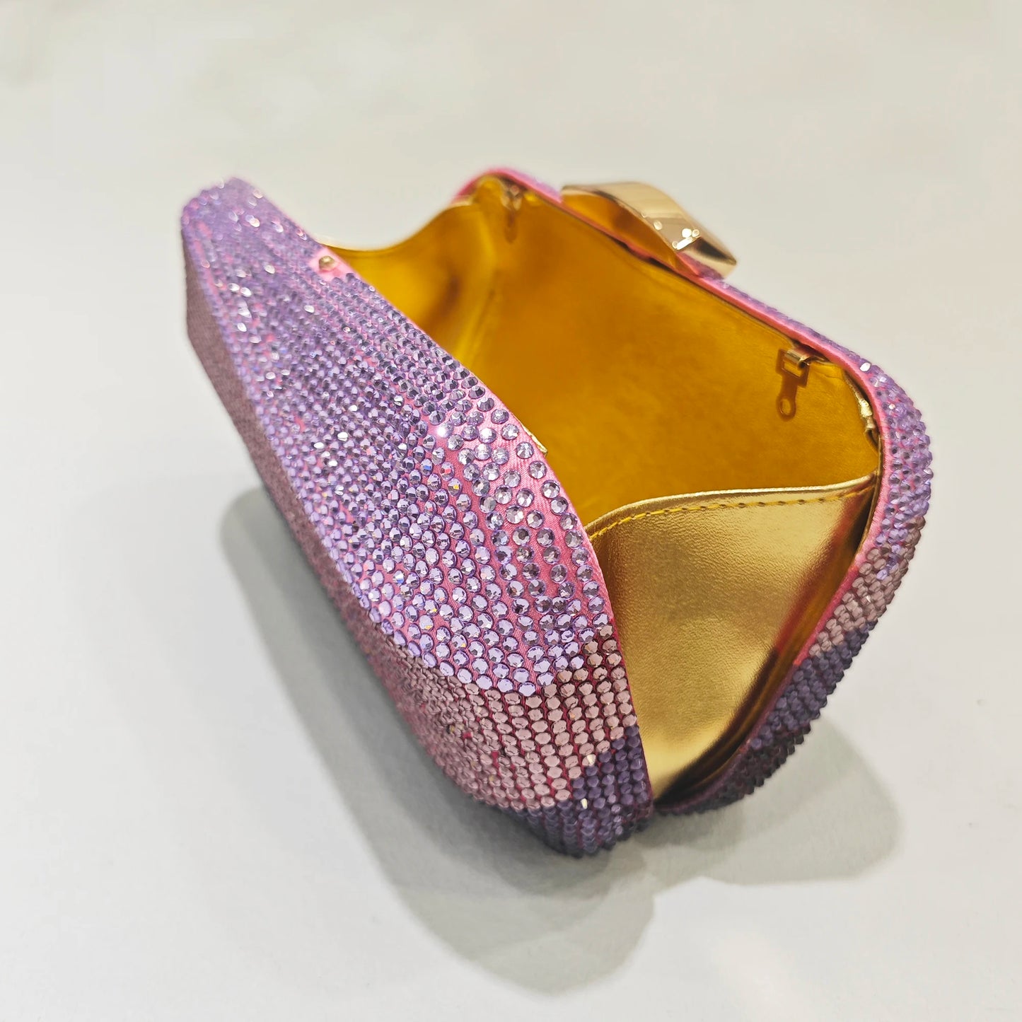 Women Blue/Pink/Green/GOLD Crystal Clutch Evening Bags Metal Hollow Box Minaudiere Handbag Bridal Purse Wedding Party Clutches