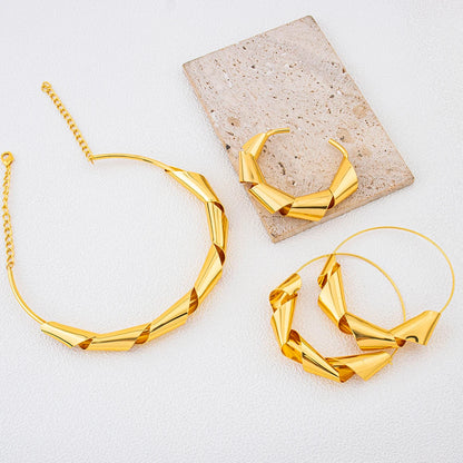 Luxury Gold Plated Dubai Jewelry Set For Women African Copper Twist Bold Design Earrings Necklace Bracelet Quality Jewelry Gift