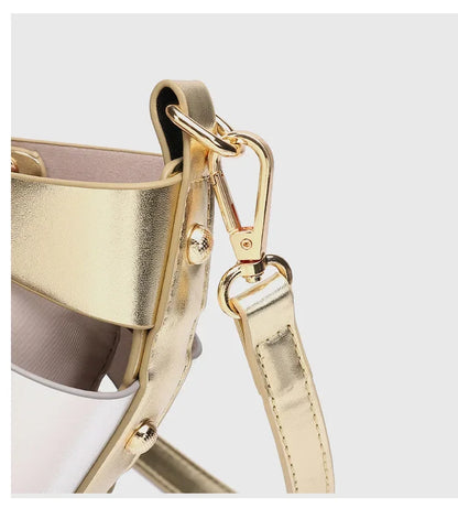 New Women's Fashionable Ring Design Crossbody Bag Hollowed Out Inner Bag Shell Bag Vegetable Basket Handbag Retro Woven Handbag