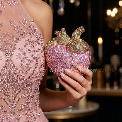 Alizekerr Heart Shaped Diamond Evening Bags Women 2026 Gorgeous Metallic Rhinestone Purses Ladies Unique Handbags Wedding Party