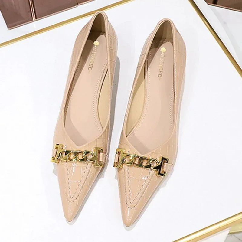 Women 4.5cm High Heels Fashion Apricot Work Pumps Lady Patent Leather Pointed Toe High Heels Female Elegant Metal Chain Shoes