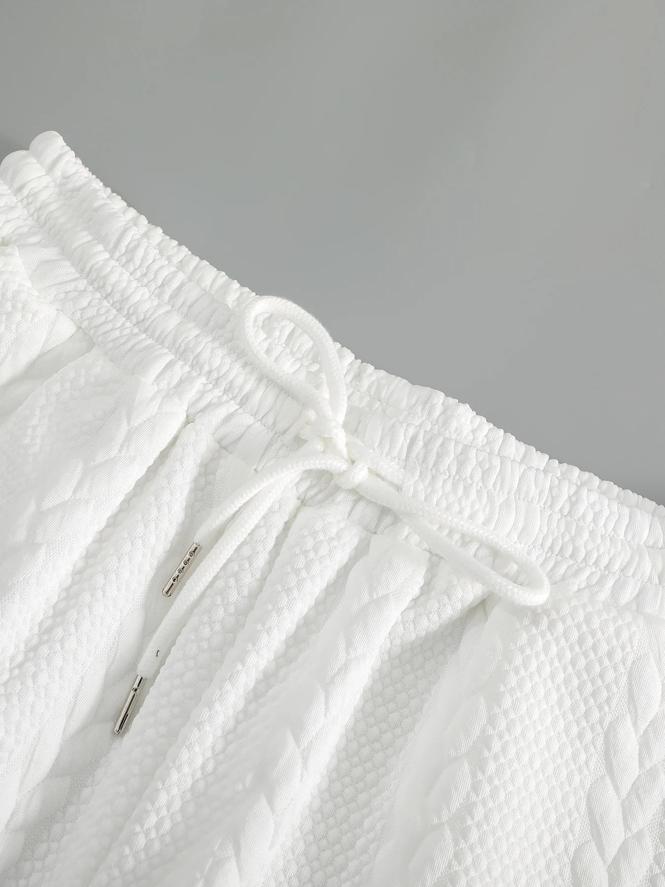 Men's White Drawstring Casual Shorts Summer Loose Breathable 5 Inch Shorts