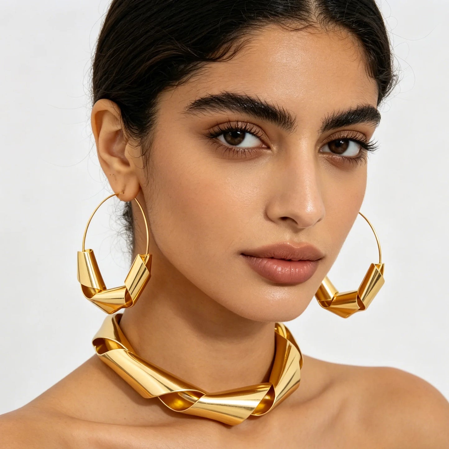 Luxury Gold Plated Dubai Jewelry Set For Women African Copper Twist Bold Design Earrings Necklace Bracelet Quality Jewelry Gift