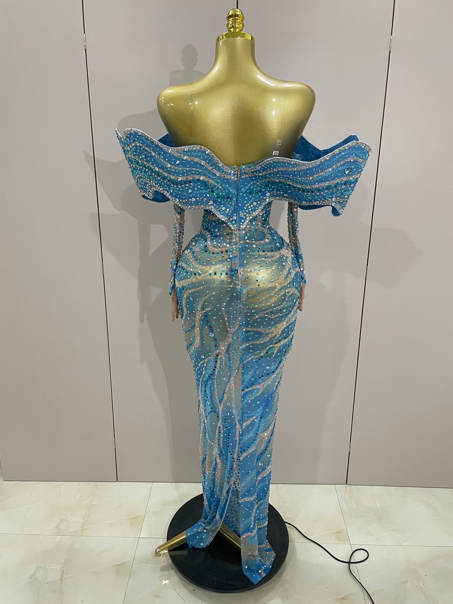 2025 Luxury Sparkly Rhinestones Blue Long Dress With Gloves Women Party Evening Birthday Dresses Celebrate Stage Catwalk Gowns