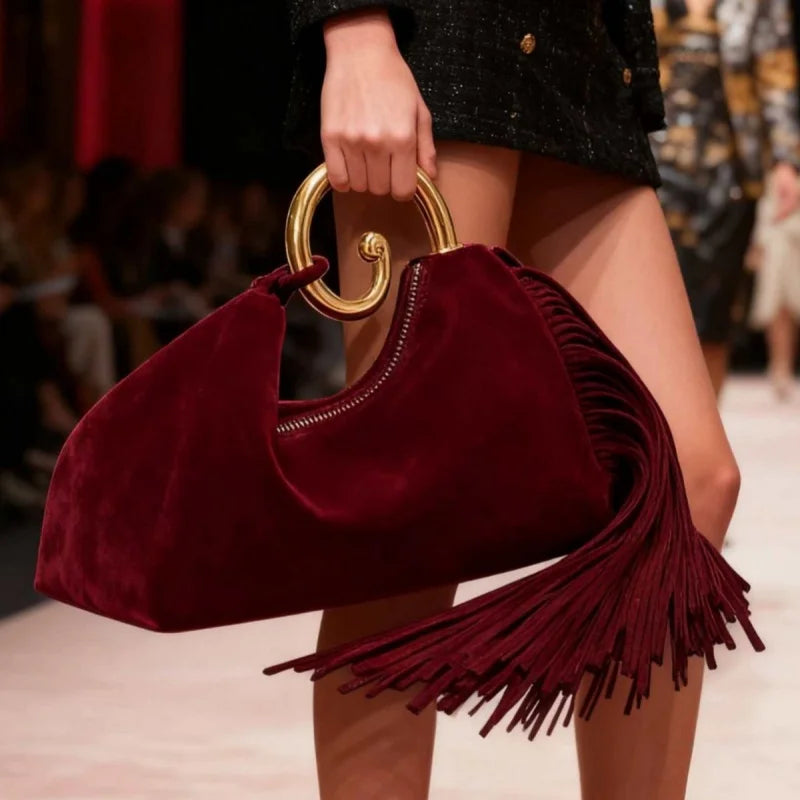 Trendy Creative Horsetail Shape Women's Handbag French Elegant Tassel Design Metal Ring Cloud Bag Prom Clutch Purse Banquet Bags