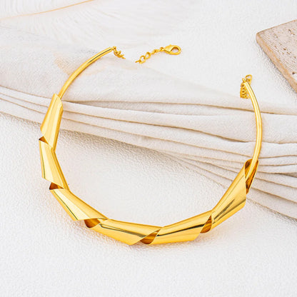 Luxury Gold Plated Dubai Jewelry Set For Women African Copper Twist Bold Design Earrings Necklace Bracelet Quality Jewelry Gift